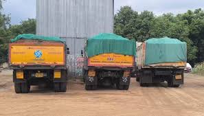 tipper lorry.jpg
